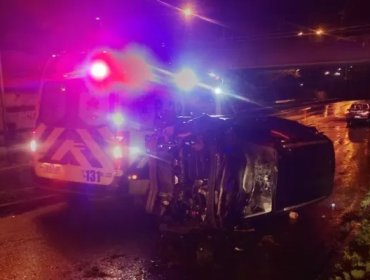Milagrosa salvada en Viña del Mar: conductora resulta ilesa tras desbarrancar cerca de 20 metros al ingreso del Camino Internacional