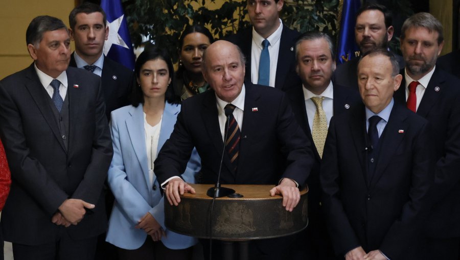Ministro Quiroz valora la aprobación de la megarreforma y destaca los "apoyos transversales"
