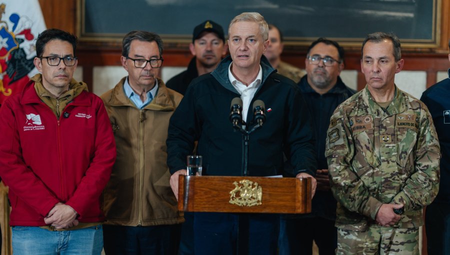 Kast asegura que el Gobierno "se ha preparado y anticipado" ante inédito sistema frontal