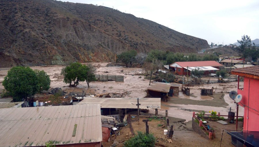 Director de Emergencias del Ministerio del Interior y los pasos a seguir ante sistema frontal: "Hay que reconstruir mejor"