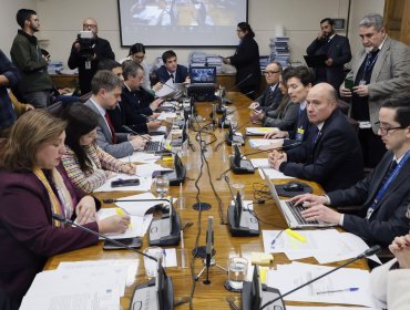 Comisión mixta encargada de resolver punto pendiente de la megarreforma aprueba compensación a municipios por exención de contribuciones