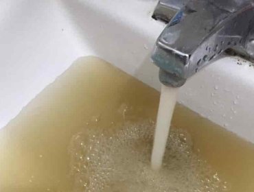 Experto alerta sobre los riesgos de la alta turbiedad del agua potable tras las intensas precipitaciones en la región de Valparaíso