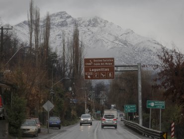 Encuentran con vida a las tres personas desaparecidas en el Cajón del Maipo tras la emergencia climática