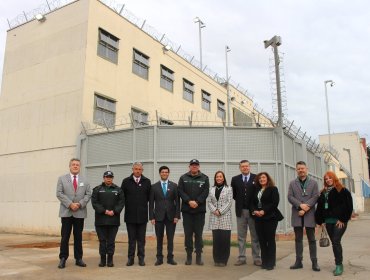 Inauguran nuevo módulo en cárcel de Valparaíso y trasladan a 117 internos desde Quillota para reducir sobrepoblación
