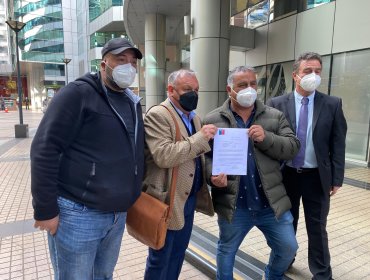 Gobernador Mundaca declarará como testigo en juicio que busca anular acuerdo que expulsó a pescadores de exCaleta Sudamericana