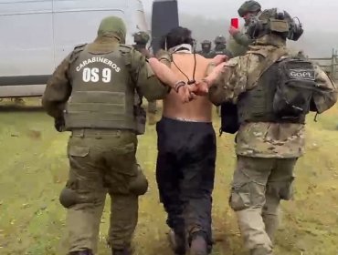 Gendarmería abre sumario por autorizar ceremonia mapuche en Hospital de Valdivia a imputado por homicidio de carabineros