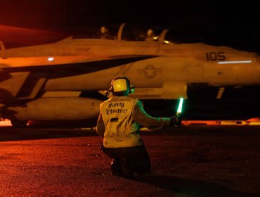 EE.UU. completa 12 noches consecutivas de ataques contra Irán en el estrecho de Ormuz