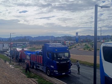 Comenzó el tránsito de camiones en convoyes con escolta policial y militar en la ruta 5 Norte