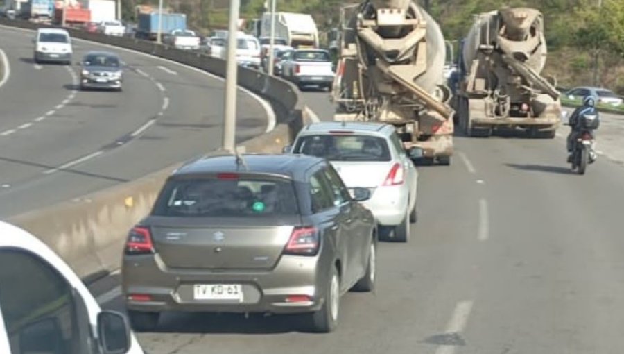 Colisión vehicular generó alta congestión en la ruta Las Palmas de Viña del Mar