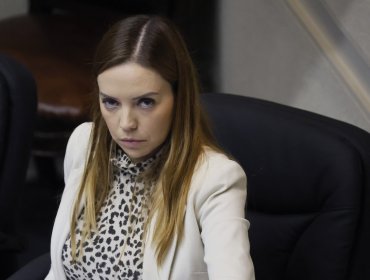 Defensa de senadora Flores denuncia filtraciones y apunta a fiscal regional de Valparaíso