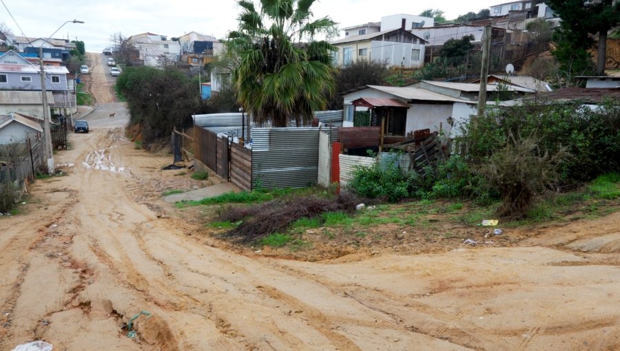 Villa Alemana aprueba recursos para pavimentar histórica calle de tierra en el sector Paicaví de Peñablanca