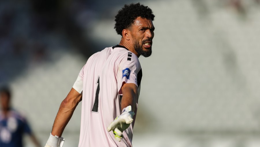 Afirman que Vozinha aceptó la oferta y se convertiría en el nuevo arquero de Colo-Colo