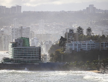 Armada emite aviso de marejadas por olas de hasta 13 metros entre Algarrobo y Constitución