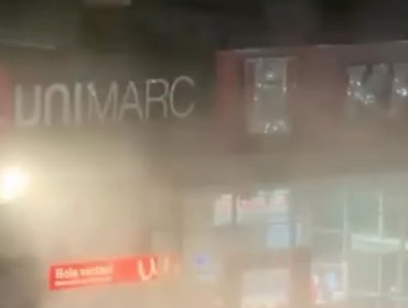 Cuatro sujetos fueron detenidos tras robo frustrado y ataque a piedrazos a supermercado en Reñaca