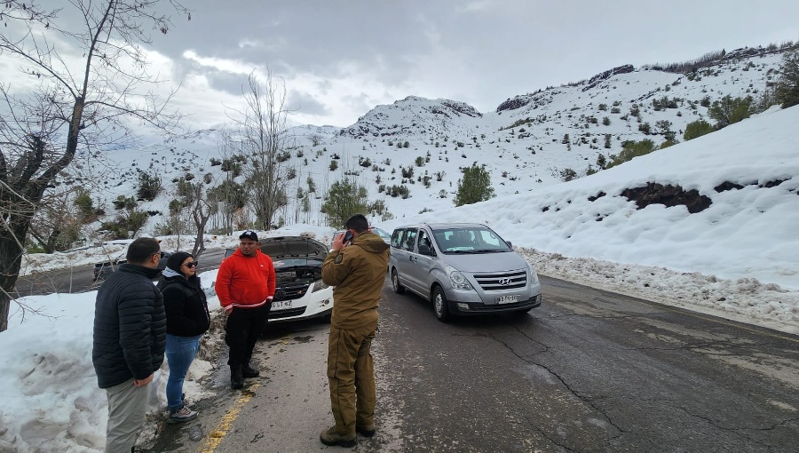 Establecen tránsito unidireccional y nuevos horarios en ruta a Farellones