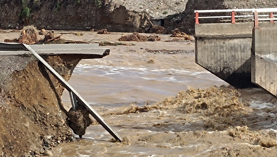 Ministro de Grange asegura que daños por temporal en zona centro-norte del país superarían los US$500 millones
