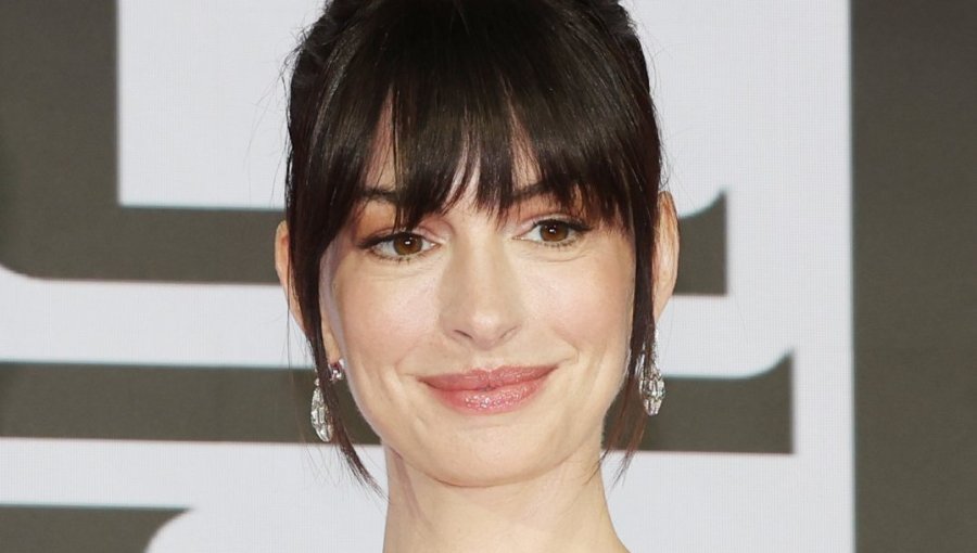 La desconocida historia de Anne Hathaway por las calles de Valparaíso: "Oh, amo Chile"