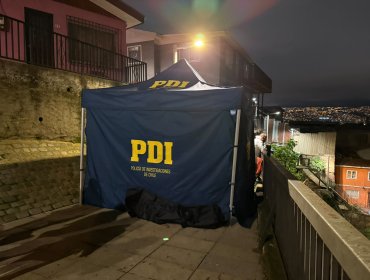 Sujeto de 19 años muere acribillado de cuatro disparos en el cerro Toro de Valparaíso