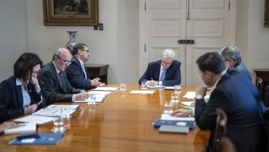 Presidente Kast y canciller evalúan estrategia ante nuevos aranceles de Estados Unidos