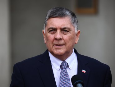 Biministro Alvarado calificó de "inaceptable" el caso de exseremi de Salud detenido por presuntos delitos sexuales