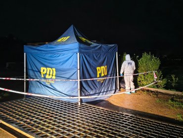 Mujer de 49 años murió aplastada por portón de acceso de condominio en Limache