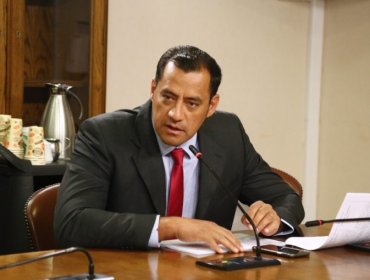 El diputado viajero: Hotuiti Teao vuelve a ausentarse de la Cámara por viaje al extranjero