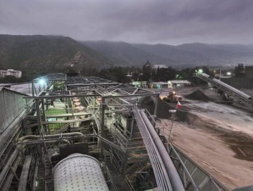 Minera Las Cenizas de Cabildo bajo la lupa de la Superintendencia del Medio Ambiente: investigan posible derrame de relaves