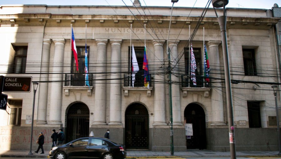 Contraloría suspende de sus funciones a directora Jurídica del Municipio de Valparaíso por incumplir diversos requerimientos