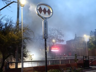 Metro de Santiago descarta riesgo tras confirmar presencia de asbesto en vagón incendiado en la Línea 5
