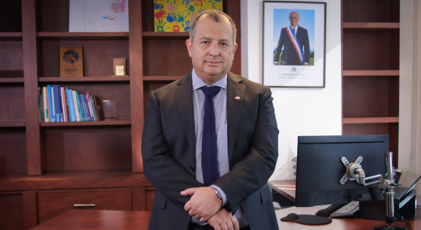 Mauricio Irarrázabal asume como nuevo superintendente de Educación tras ser designado por el Presidente Kast