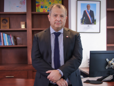 Mauricio Irarrázabal asume como nuevo superintendente de Educación tras ser designado por el Presidente Kast