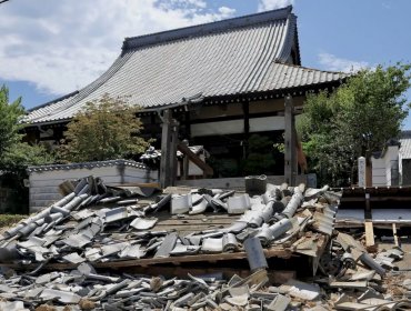 Aumentan a 34 los fallecidos por terremoto de magnitud 7,1 que afectó al sur de Japón