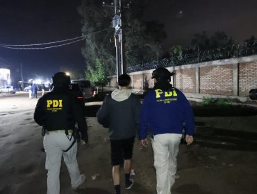 PDI detiene en Lampa a prófugo por agresión sexual contra menor de 14 años y a sujeto buscado por VIF