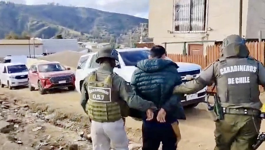 Cinco detenidos deja operativo del OS7 en Viña del Mar: Carabineros incauta más de tres kilos de droga y un precursor químico