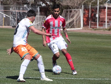 Cobresal golea a Unión La Calera en duelo clave por el descenso
