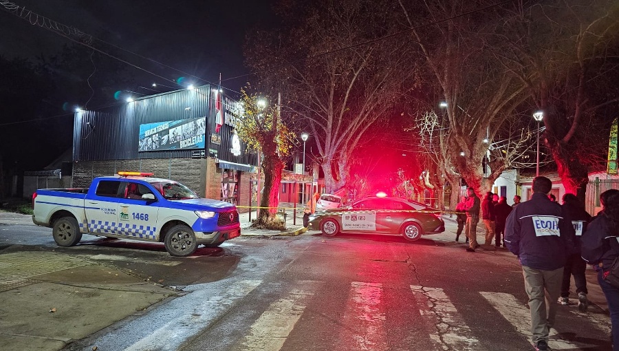 Hombre fallece tras recibir múltiples disparos mientras conducía en Colina