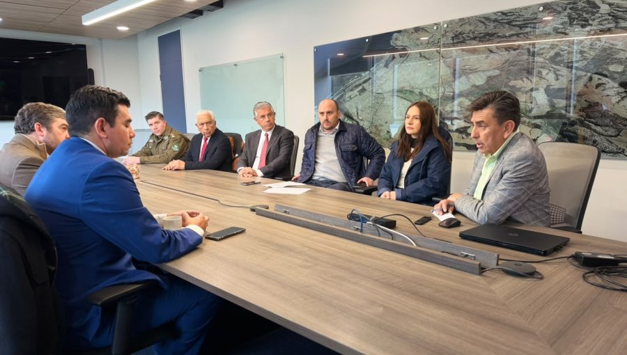 Longton y Celis valoran nueva brigada de la PDI contra el crimen organizado en Puerto de San Antonio