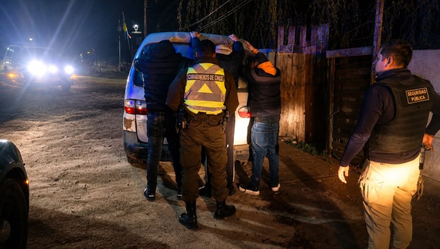 Cámaras de seguridad permitieron detener a tres acusados de violento asalto en Papudo