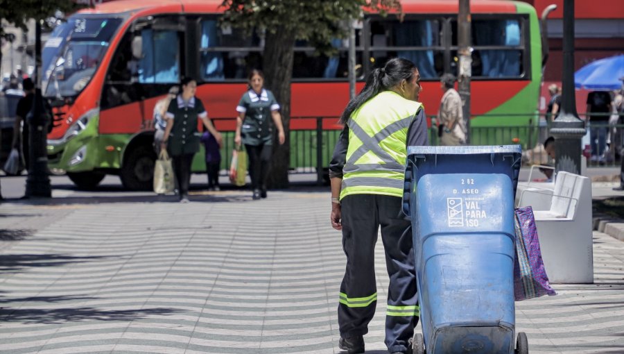 Concejo de Valparaíso asegura continuidad laboral de 380 beneficiarios del programa Pro-Empleo con millonario convenio