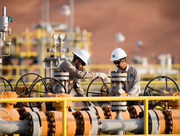 Precio del petróleo Brent cae bajo los US$80 tras posible acuerdo entre EE.UU. e Irán sobre el estrecho de Ormuz
