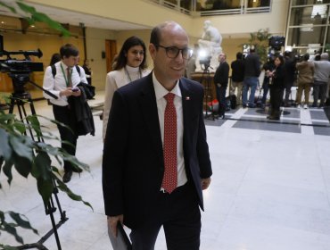 Avanza proyecto que amplía la legítima defensa a carabineros de franco: ministro Arrau valora respaldo en comisión