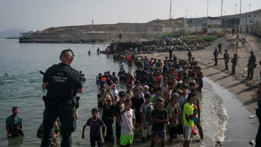 Unión Europea asegura que "superó la prueba" tras crisis migratoria en Ceuta y llama a acelerar el pacto migratorio