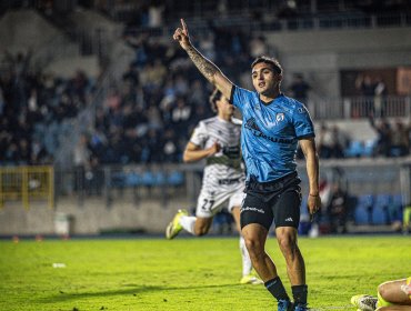 D. Iquique se impone con comodidad a D. Limache y avanza a octavos de final de la Copa Chile