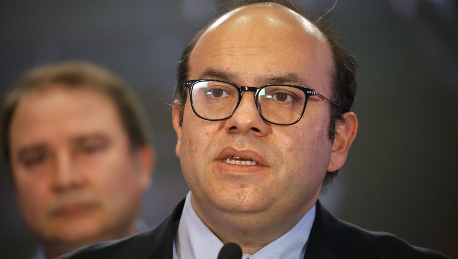 Pavez responde a críticas por manejo del caso del exsubsecretario de Hacienda: "Hemos hecho aquello que nos permite Contraloría"