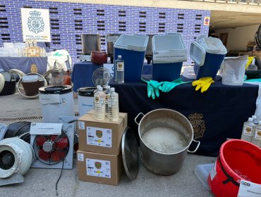 Desarticulan en España red ligada al Cartel Jalisco que ocultó 2,5 toneladas de metanfetamina en esencia de vainilla