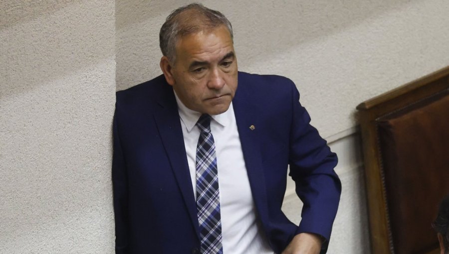 Senador Fidel Espinoza rompe el silencio tras grave denuncia en Viña del Mar: "No existió ningún acto de violencia física ni verbal"