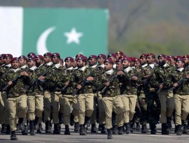 Ejército de Pakistán mata a 12 presuntos terroristas en una operación en el oeste del país