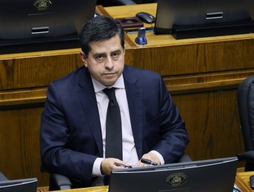 PPD Viña del Mar pide la salida del senador Pedro Araya de la bancada tras voto a favor de la compensación municipal en megarreforma