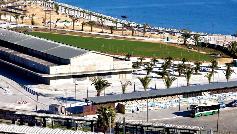 Dos años de mantención asegurada y una nueva alternativa: así buscan garantizar el futuro del Parque Barón de Valparaíso