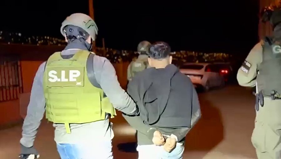 Cinco detenidos tras allanamientos en cerros de Valparaíso: incautan drogas, municiones y especies vinculadas a delitos